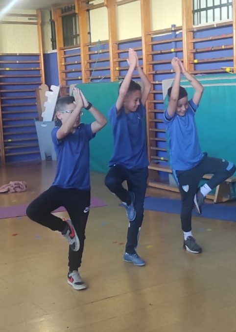 2024 04 30abr Taller de yoga 11