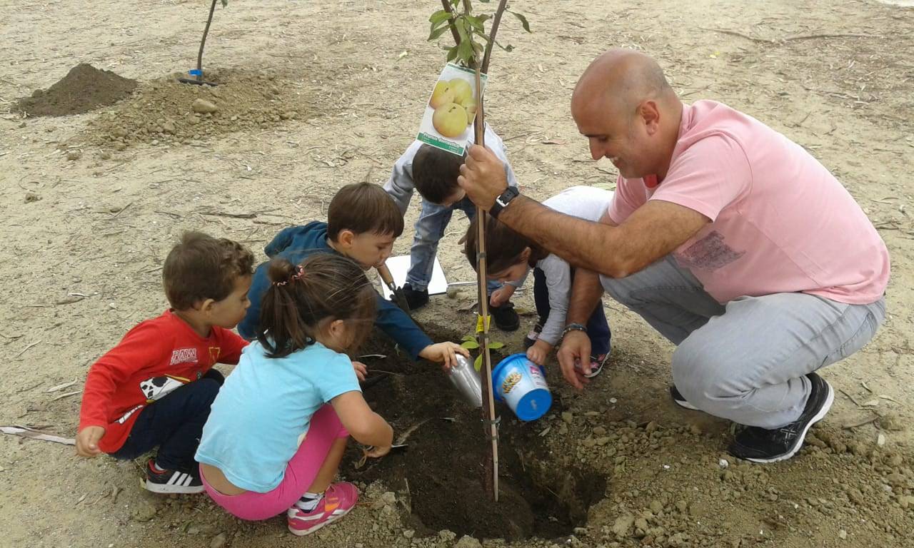 2018 10 26oct Plantación frutales15